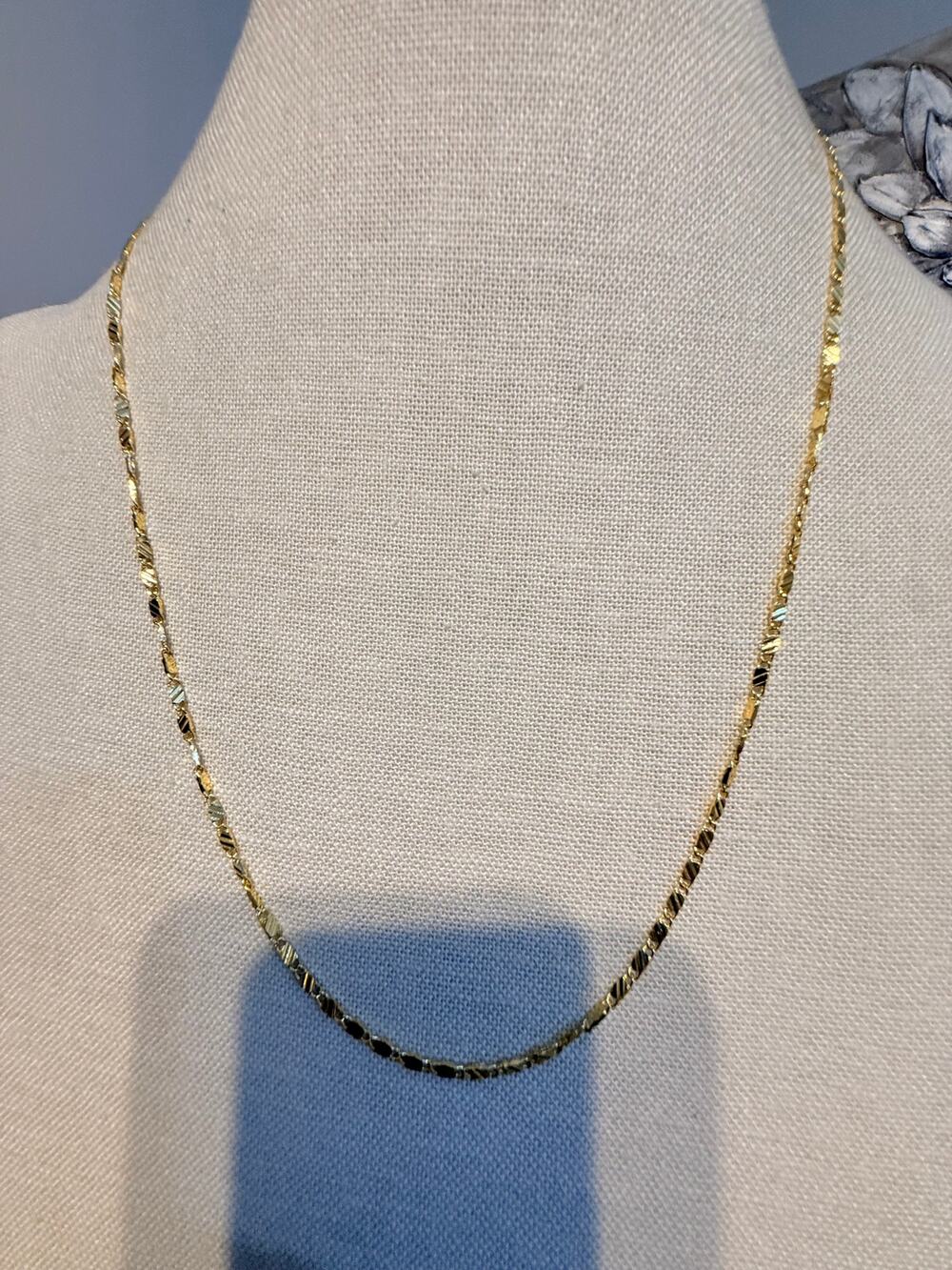 Vintage Gold Tone Textured Chain Necklace 24”